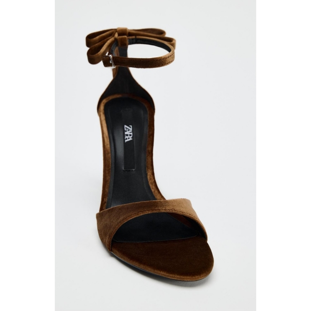 Zara Bow Velvet Effect Heeled Sandals size 8 & 9 - Picture 5 of 7